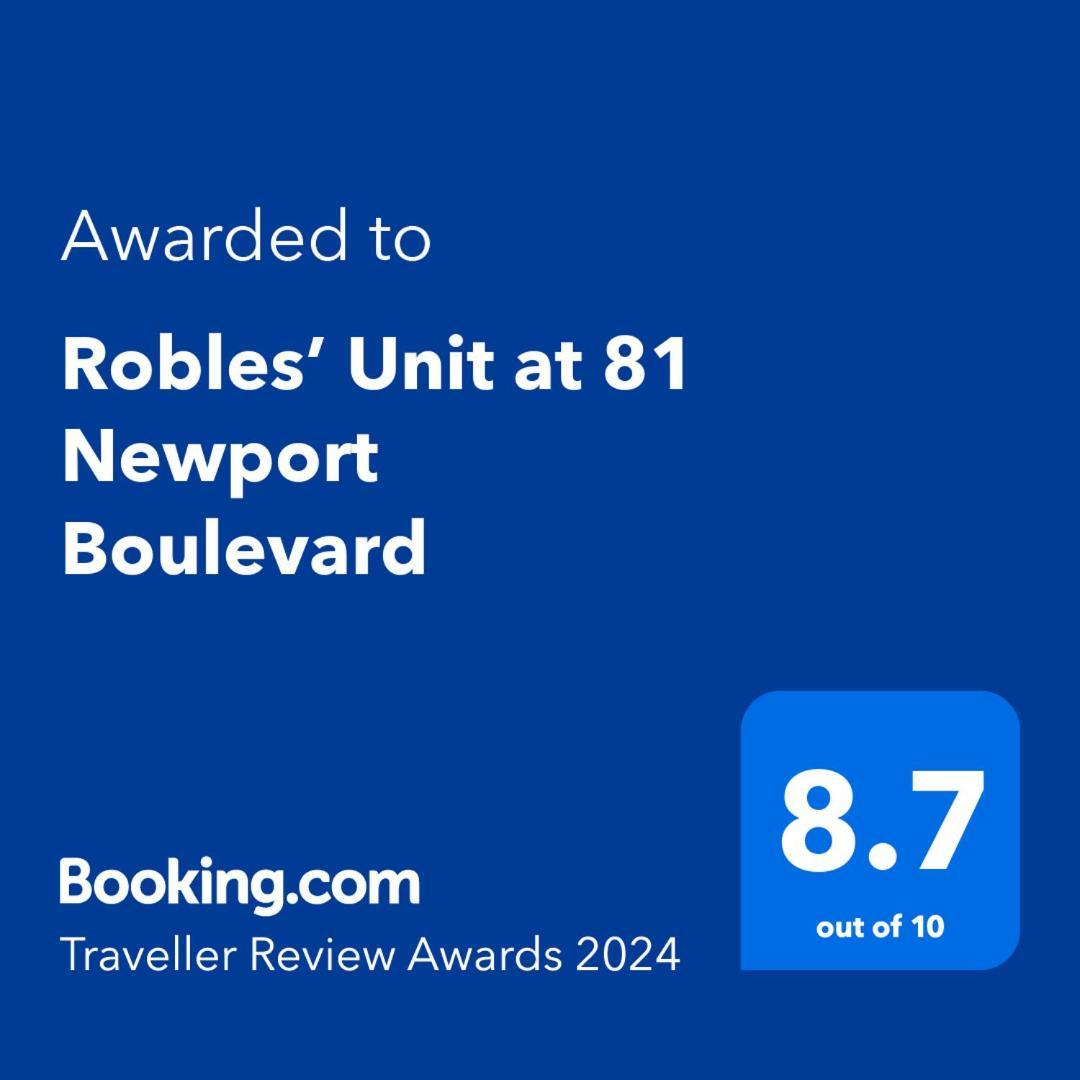 Robles' Unit At 81 Newport Boulevard Manila Esterno foto